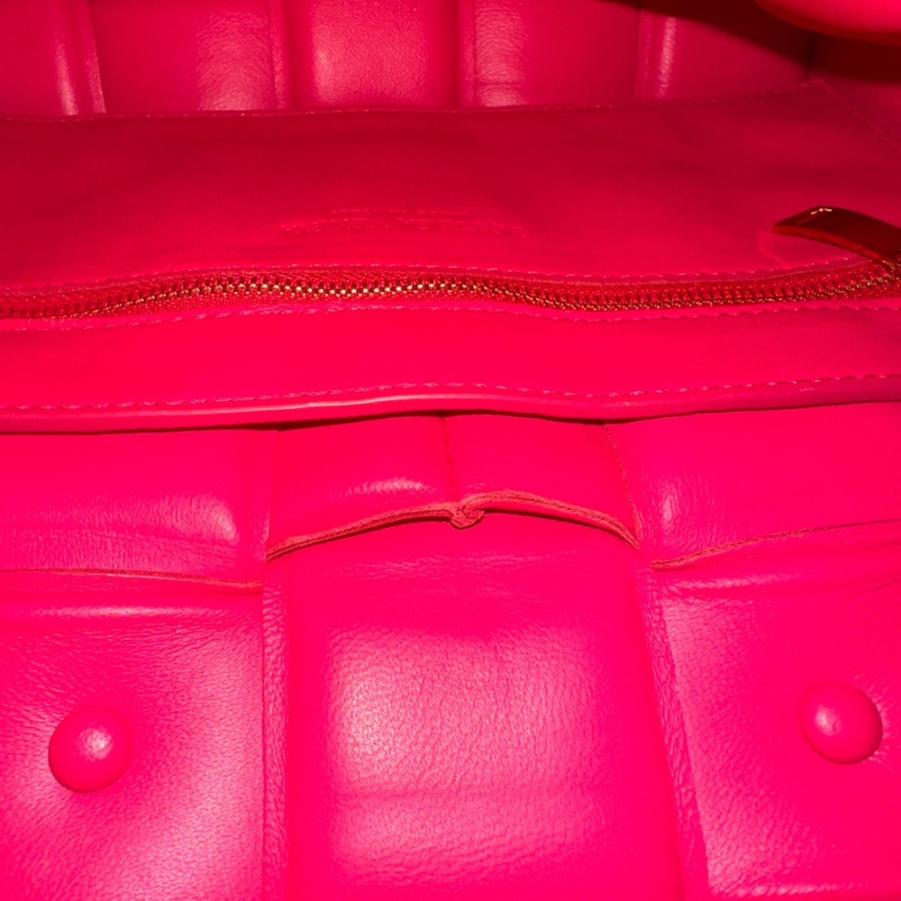 Bottega Veneta pink and lollipop gold padded Cassette bag - Picture 5 of 7